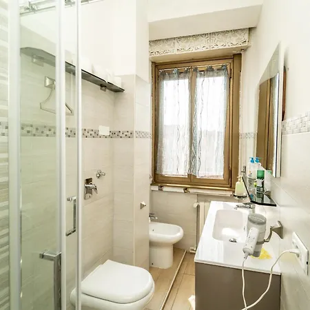 Apartament Front Metro Lucania