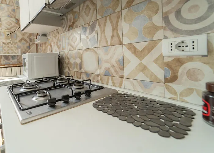 Front Metro Lucania Apartment Mailand